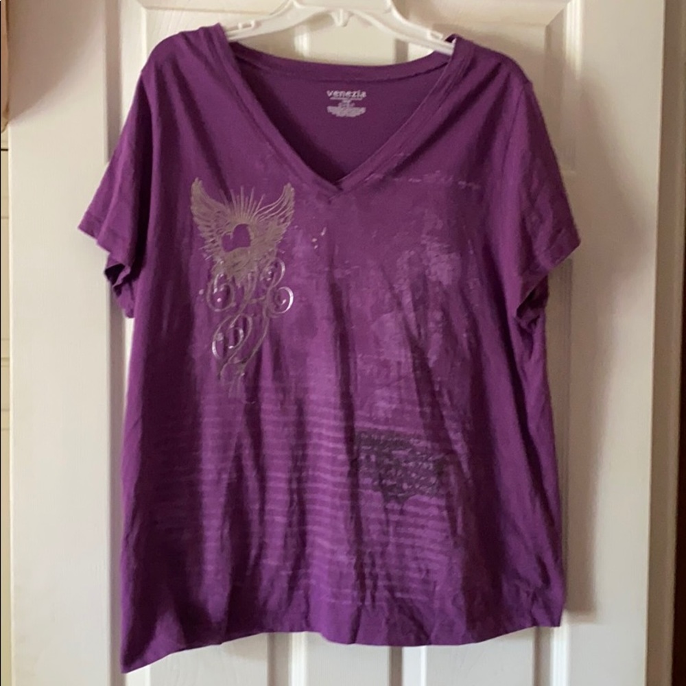 V neck t shirt